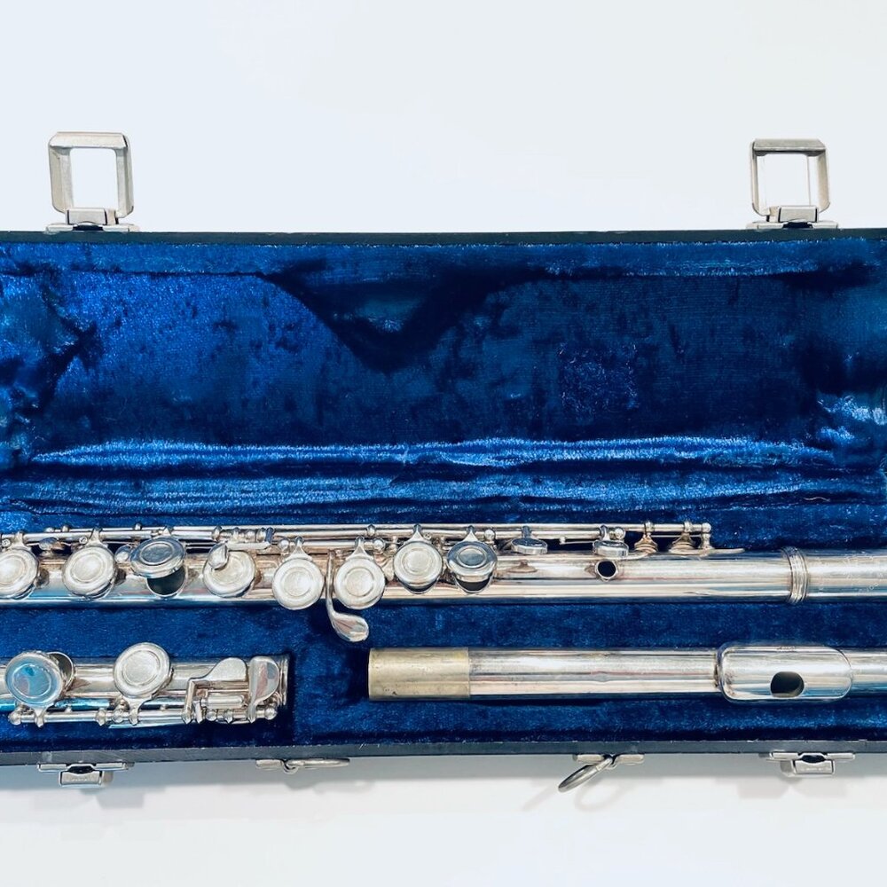 WT Armstrong Elkhart Ind 104 Silver Plated Flute Orignial Case